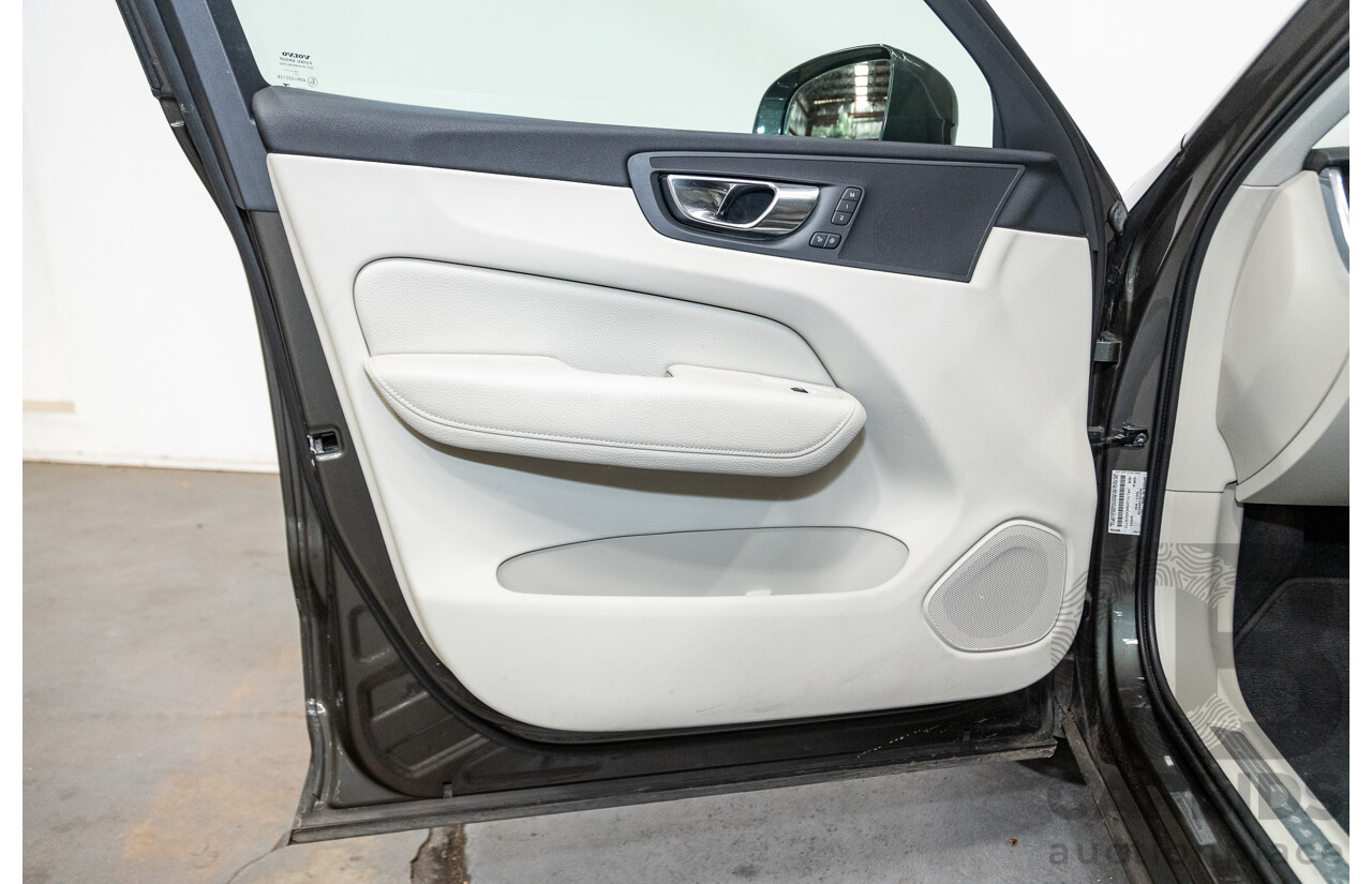 08/2018 Volvo XC60 D4 Momentum (AWD) MY19 4d Wagon Pine Grey Metallic Twin Turbo Diesel 2.0L