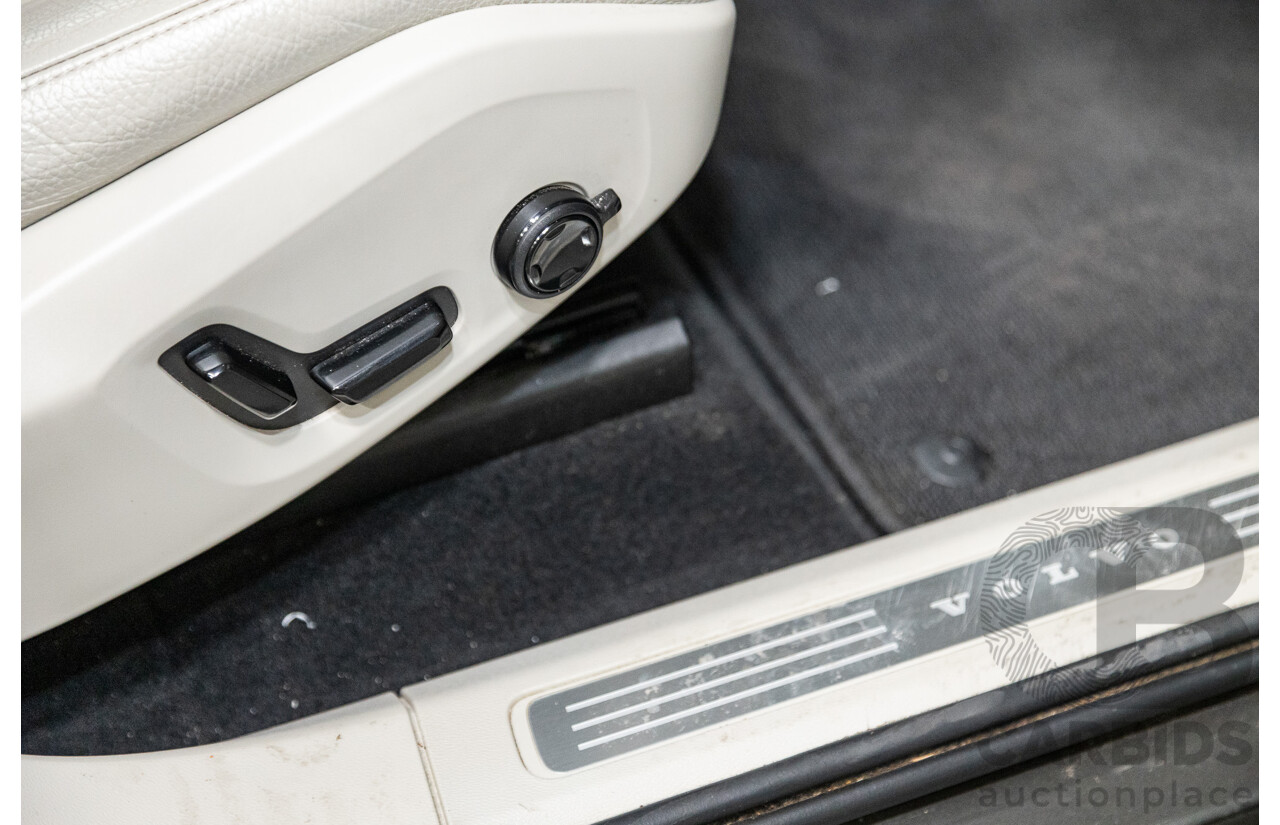 08/2018 Volvo XC60 D4 Momentum (AWD) MY19 4d Wagon Pine Grey Metallic Twin Turbo Diesel 2.0L