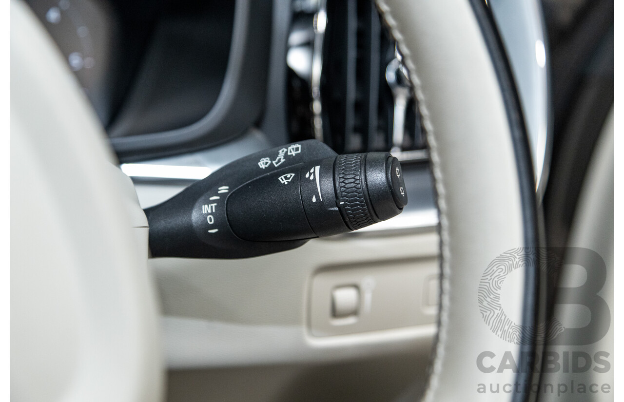 08/2018 Volvo XC60 D4 Momentum (AWD) MY19 4d Wagon Pine Grey Metallic Twin Turbo Diesel 2.0L