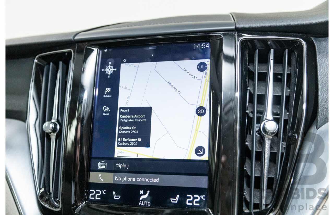 08/2018 Volvo XC60 D4 Momentum (AWD) MY19 4d Wagon Pine Grey Metallic Twin Turbo Diesel 2.0L