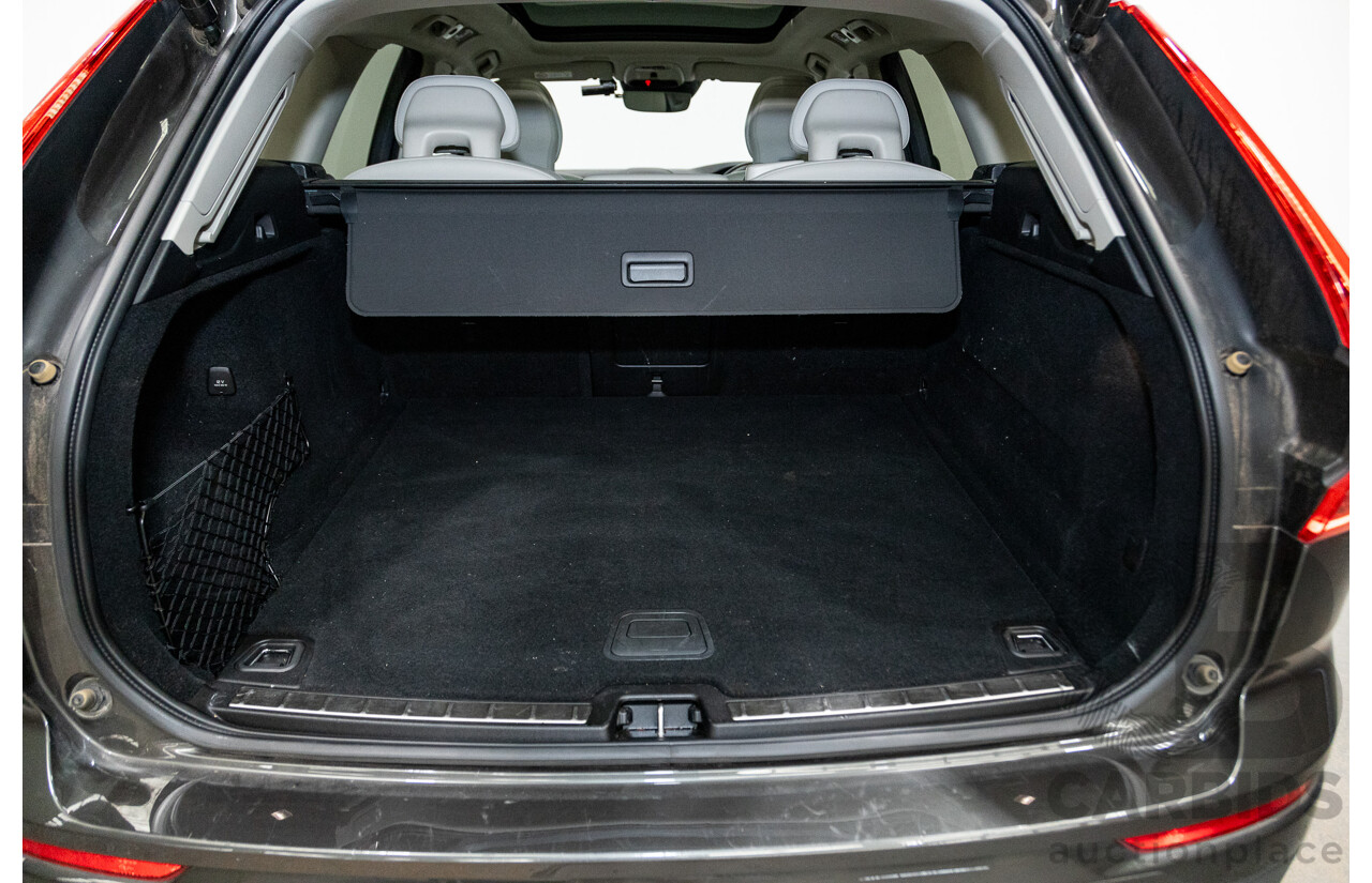 08/2018 Volvo XC60 D4 Momentum (AWD) MY19 4d Wagon Pine Grey Metallic Twin Turbo Diesel 2.0L