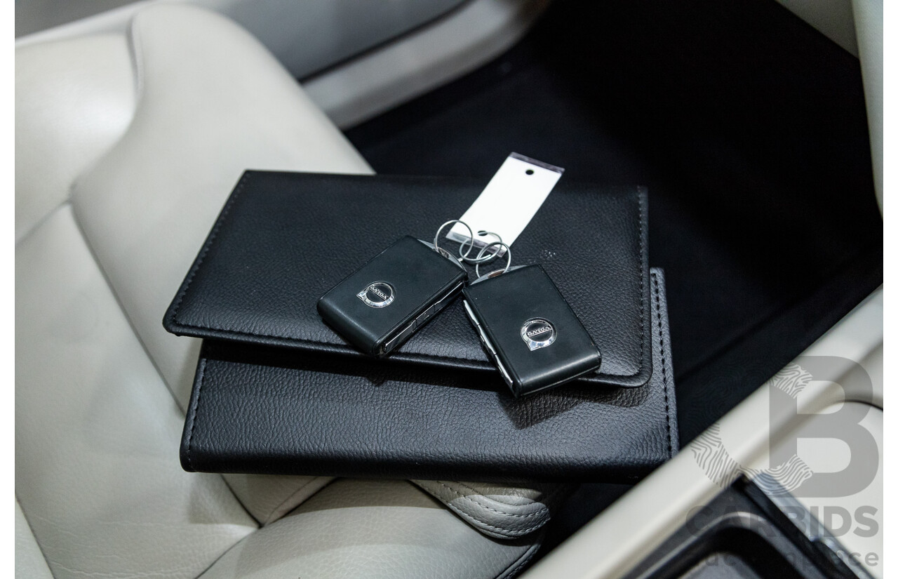 08/2018 Volvo XC60 D4 Momentum (AWD) MY19 4d Wagon Pine Grey Metallic Twin Turbo Diesel 2.0L