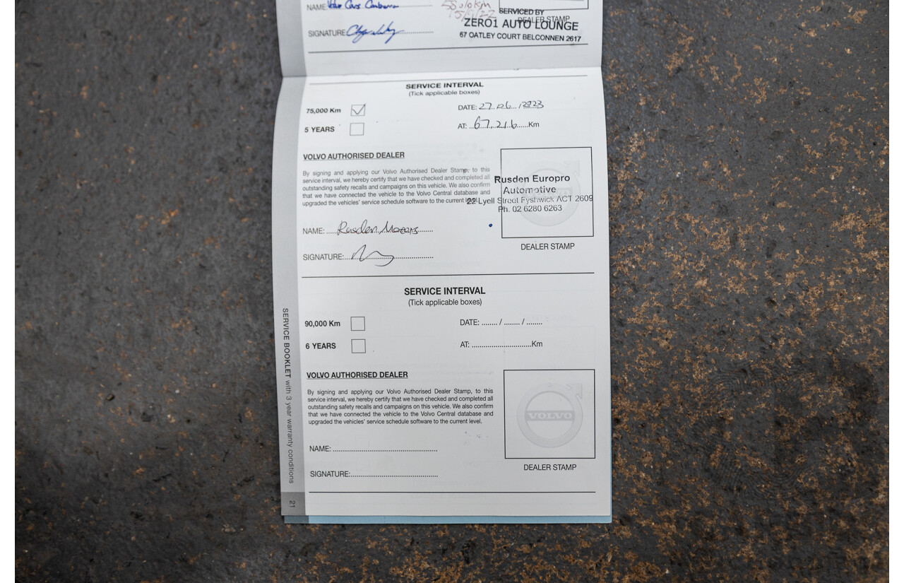 08/2018 Volvo XC60 D4 Momentum (AWD) MY19 4d Wagon Pine Grey Metallic Twin Turbo Diesel 2.0L