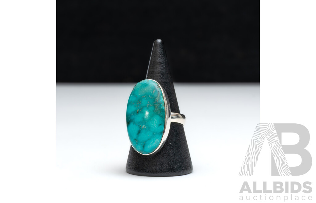 NEW - Sterling Silver Turquoise Cabochon Ring, Size P, 8.33 Grams
