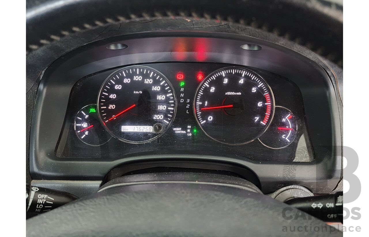 10/2003 Toyota Landcruiser Prado Grande (4x4) GRJ120R 4d Wagon Maroon 4.0L