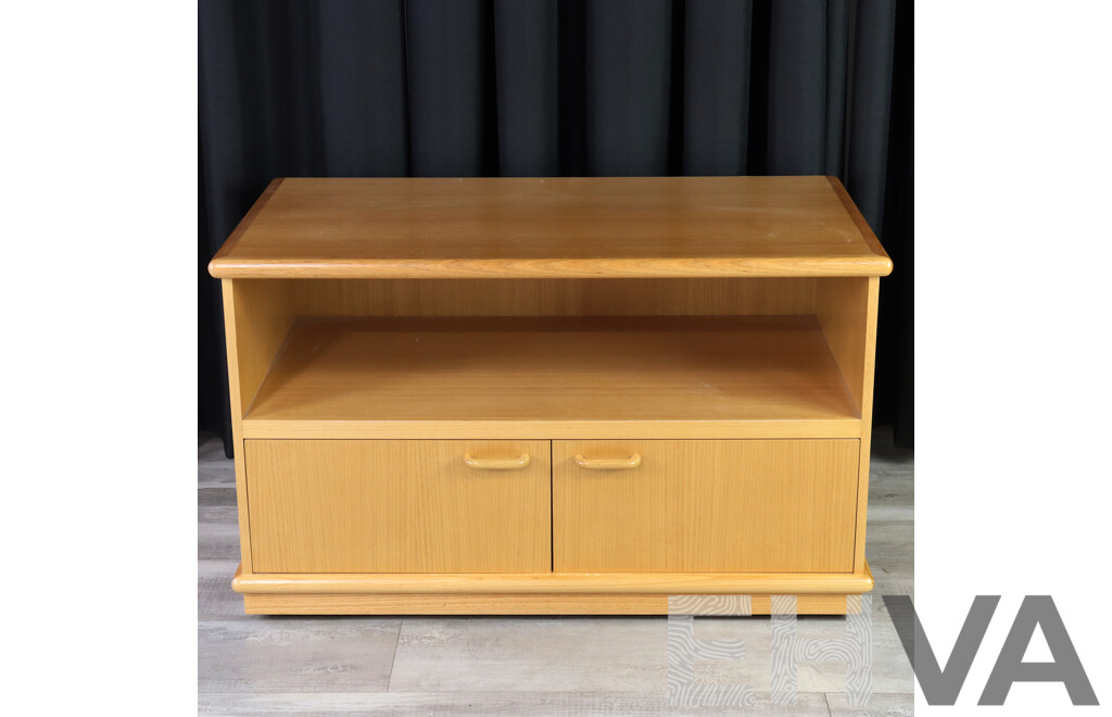 Modern Timber Entertainment Unit