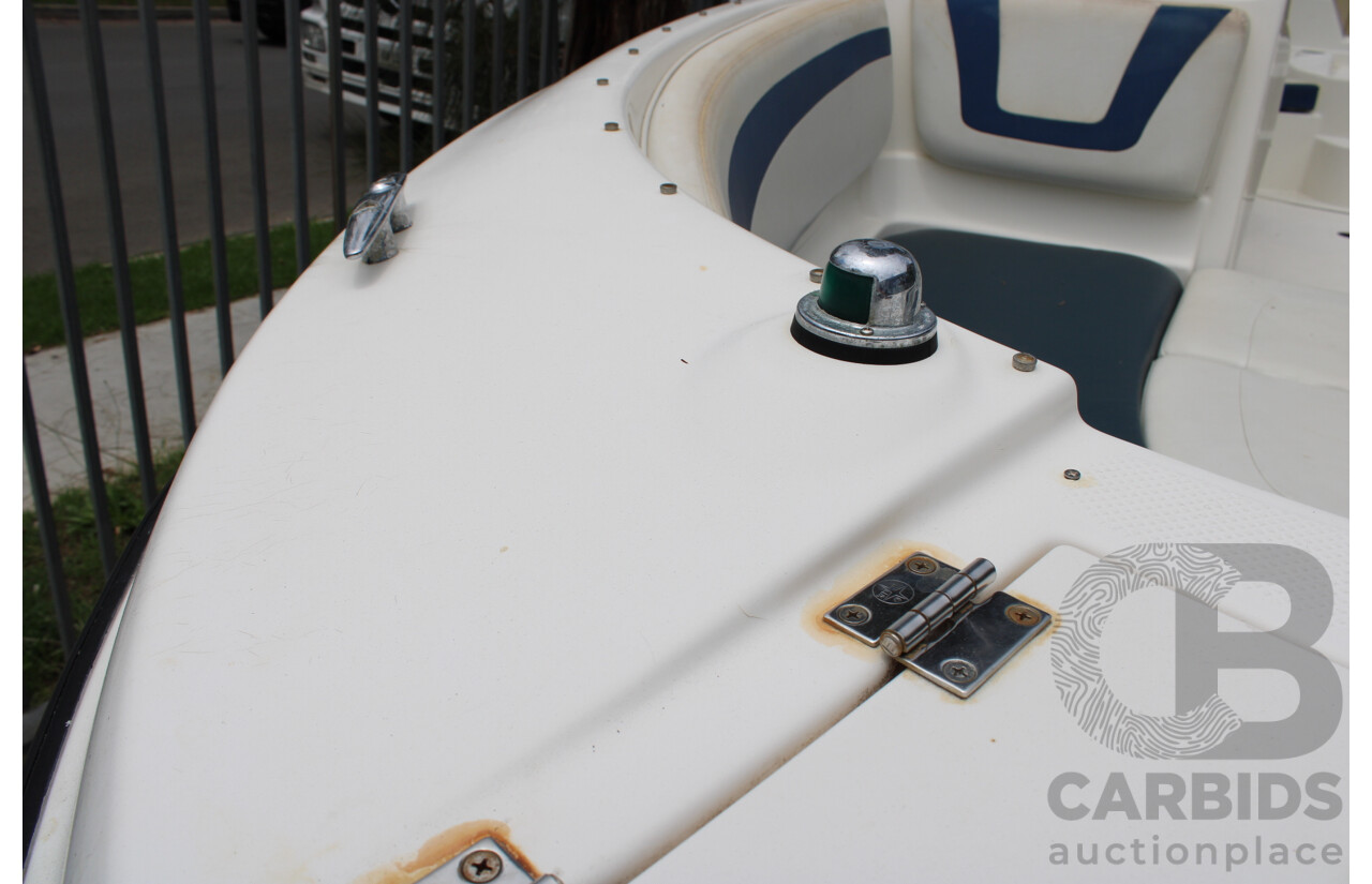 2005 Bayliner 219SD 6.5m 