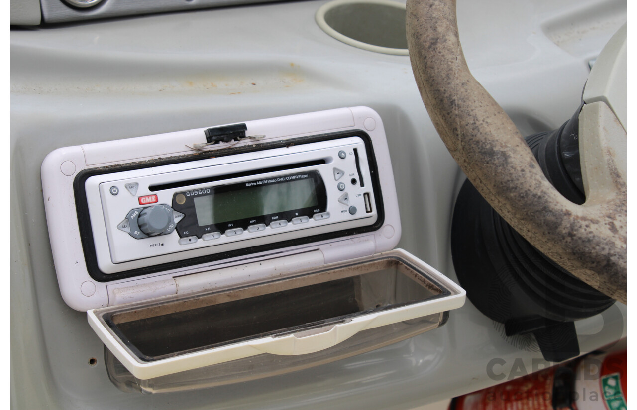 2005 Bayliner 219SD 6.5m 