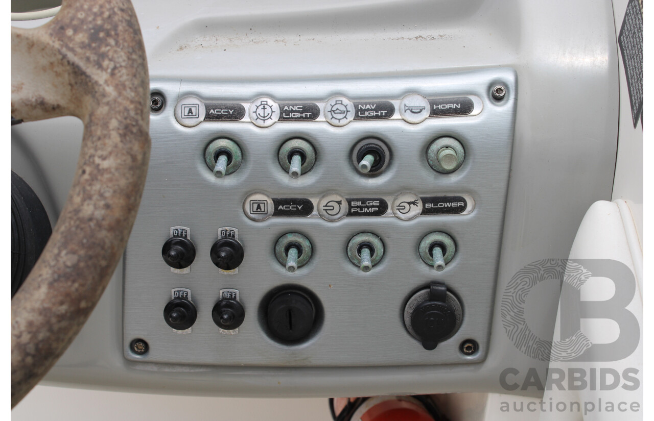 2005 Bayliner 219SD 6.5m 