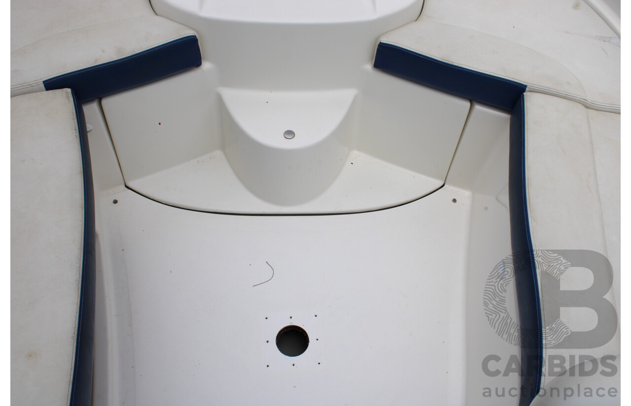 2005 Bayliner 219SD 6.5m 