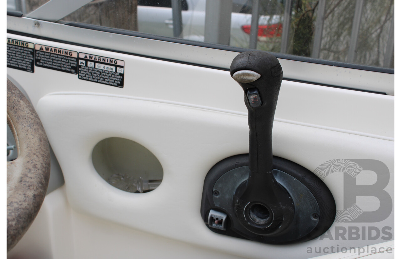 2005 Bayliner 219SD 6.5m 