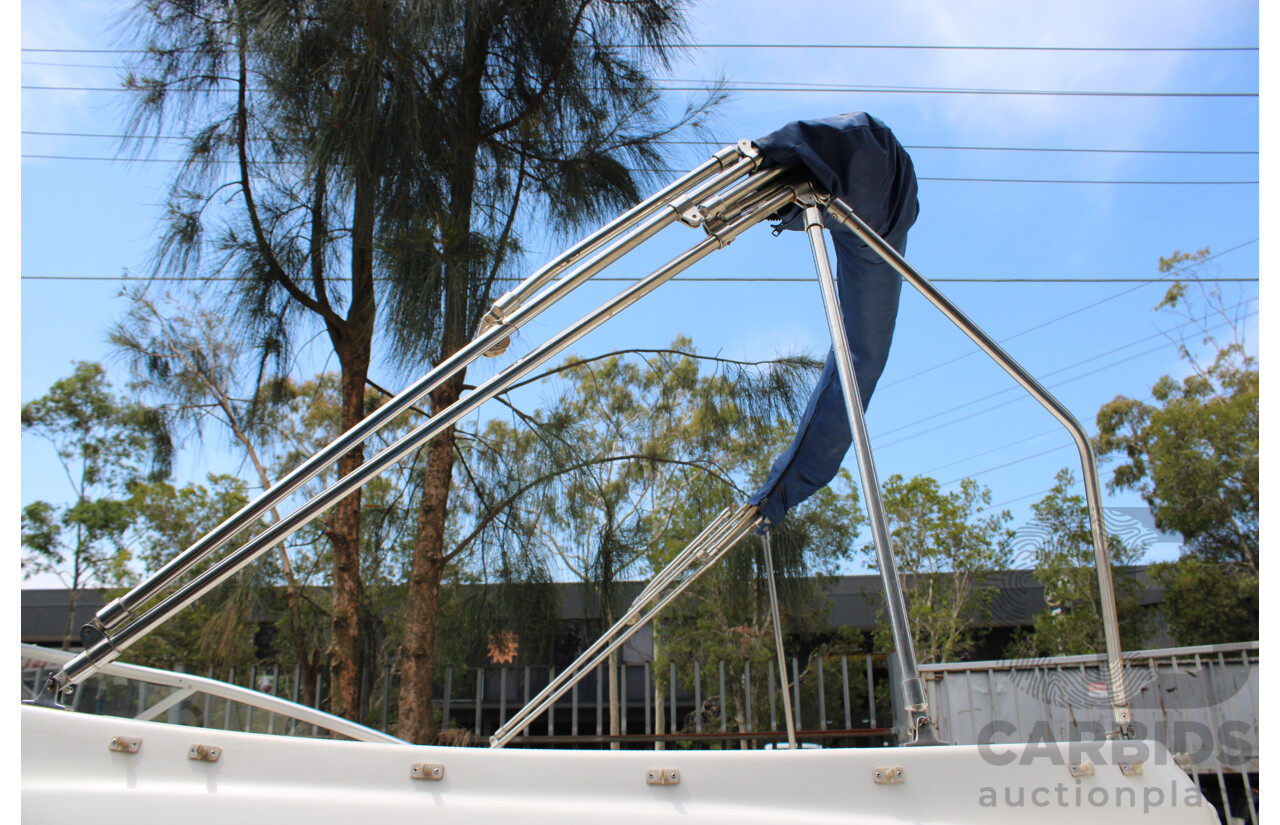 2005 Bayliner 219SD 6.5m 