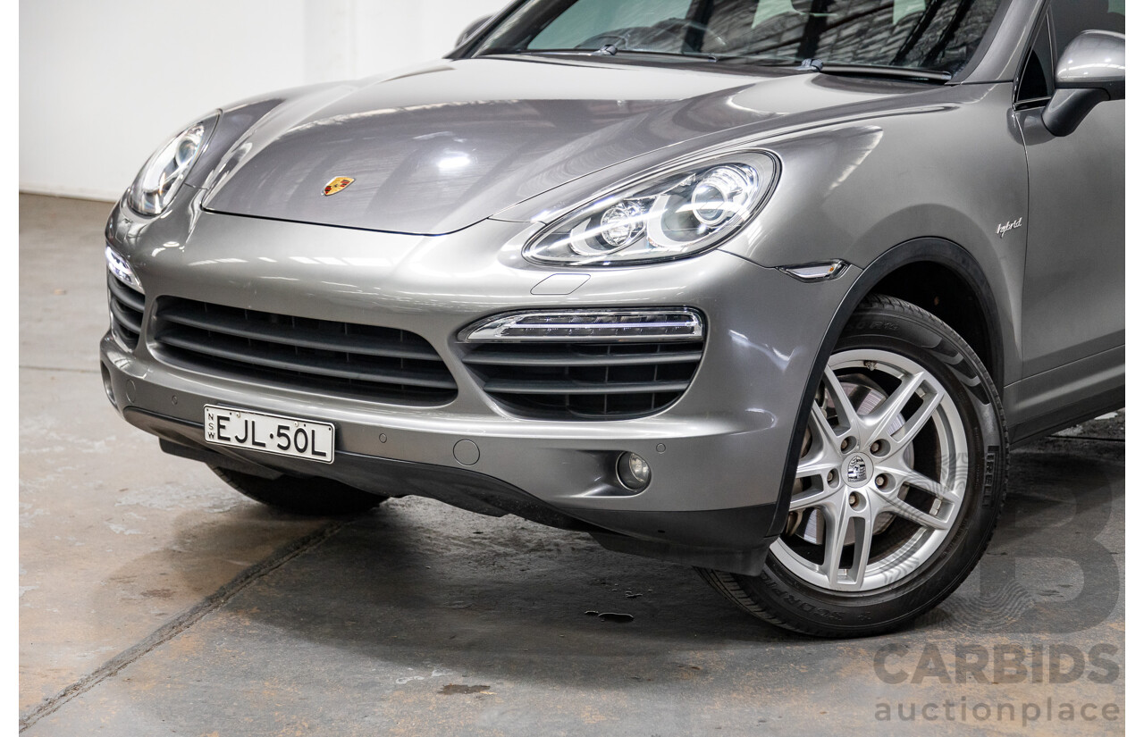 10/2010 Porsche Cayenne S Hybrid Series 2 (AWD) MY11 4d Wagon Meteor Grey Metallic Supercharged V6 3.0L - 34kw Hybrid