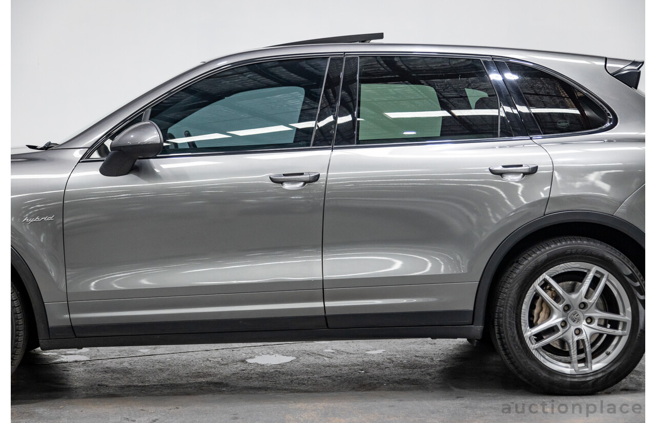 10/2010 Porsche Cayenne S Hybrid Series 2 (AWD) MY11 4d Wagon Meteor Grey Metallic Supercharged V6 3.0L - 34kw Hybrid