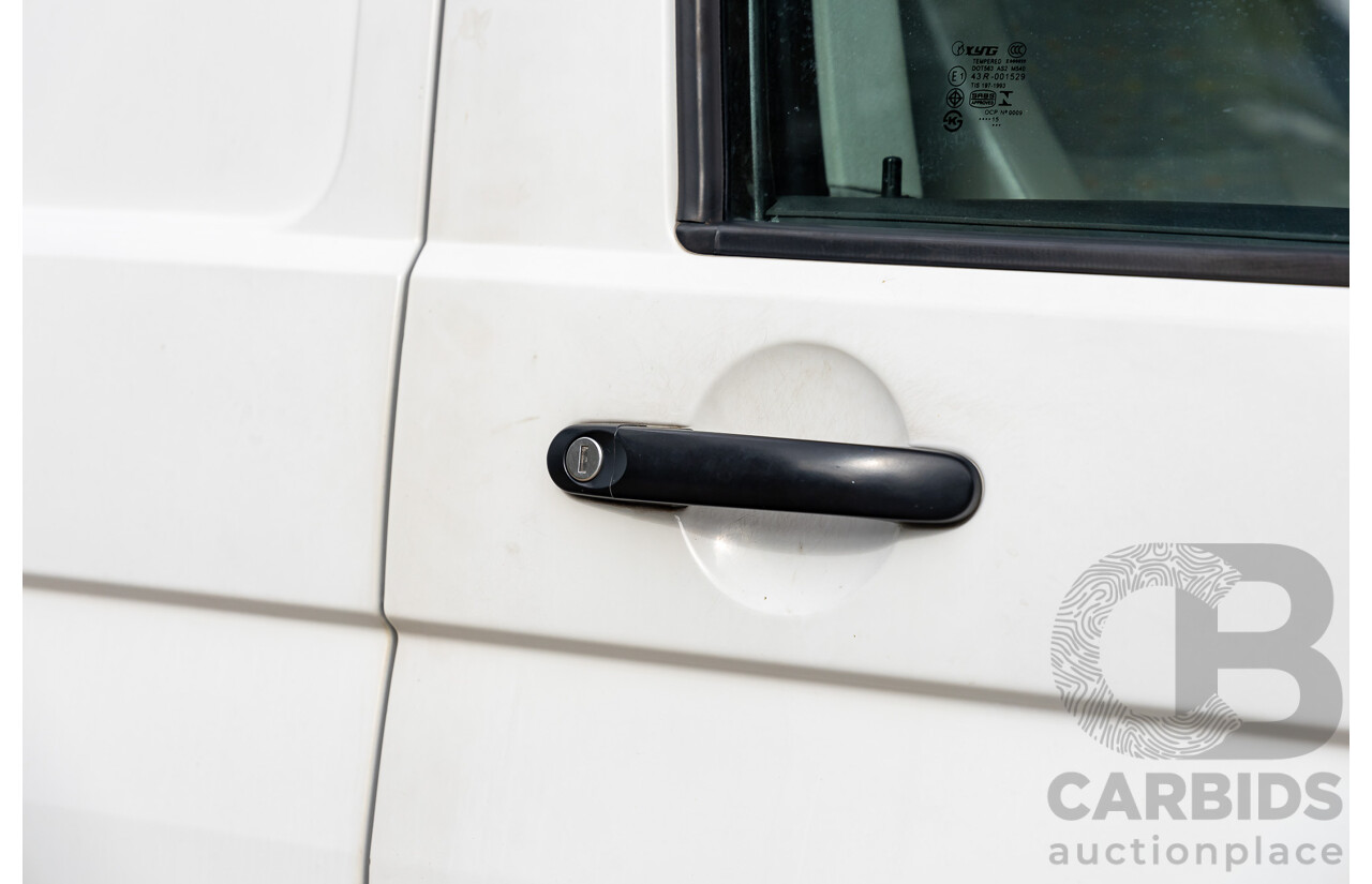 5/2011 Volkswagen Transporter 103 TDI SWB MED T5 MY11 Van Candy White Turbo Diesel 2.0L
