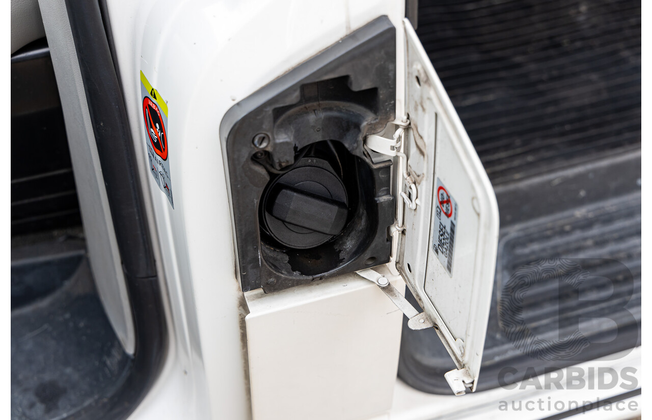 5/2011 Volkswagen Transporter 103 TDI SWB MED T5 MY11 Van Candy White Turbo Diesel 2.0L