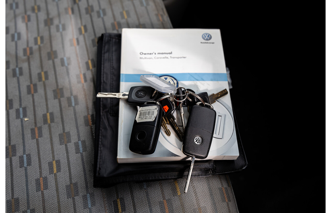 5/2011 Volkswagen Transporter 103 TDI SWB MED T5 MY11 Van Candy White Turbo Diesel 2.0L