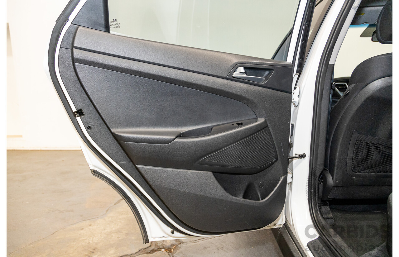 04/2017 Hyundai Tucson ACTIVE (FWD) FWD TL2 MY18 4D Wagon Pure White 2.0L