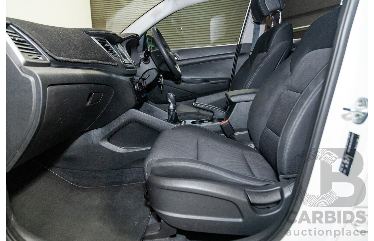 04/2017 Hyundai Tucson ACTIVE (FWD) FWD TL2 MY18 4D Wagon Pure White 2.0L