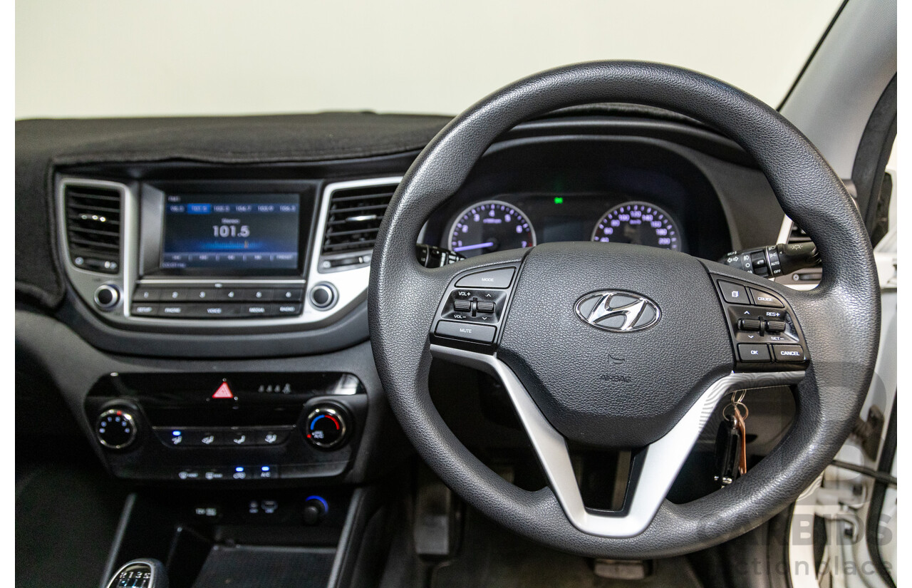 04/2017 Hyundai Tucson ACTIVE (FWD) FWD TL2 MY18 4D Wagon Pure White 2.0L