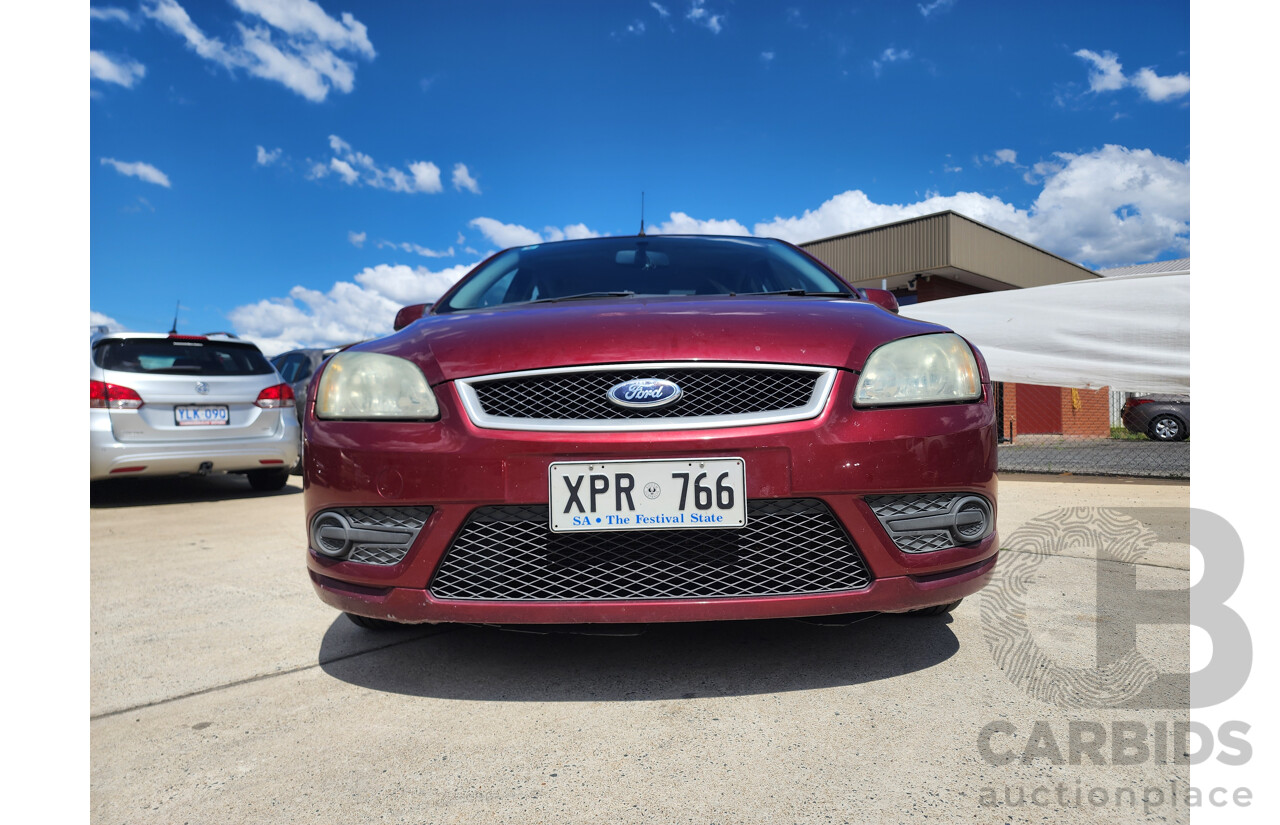 09/2007 Ford Focus CL FWD LS 4D Sedan Red 2.0L