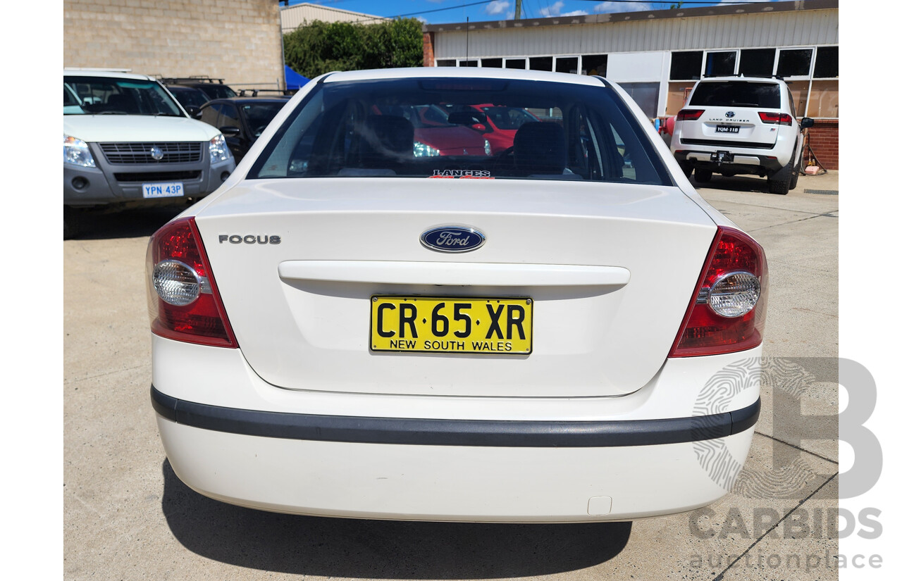 5/2007 Ford Focus CL LS 4d Sedan White 2.0L