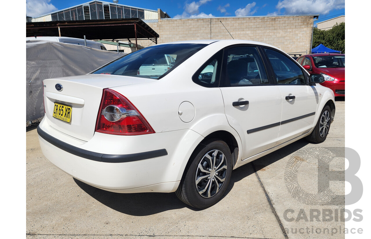 5/2007 Ford Focus CL LS 4d Sedan White 2.0L