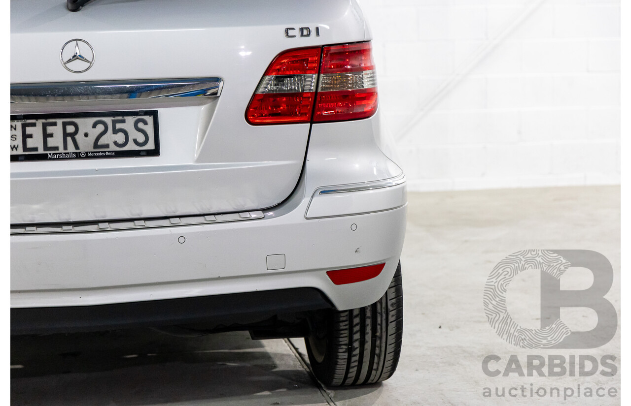 9/2010 Mercedes-Benz B180 CDI 245 MY11 5d Hatchback Polar Silver Metallic Turbo Diesel 2.0L