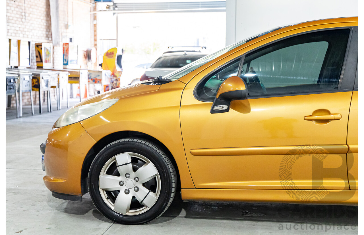 2/2009 Peugeot 207 XT  5d Hatchback Orange Salamanque Metallic 1.6L