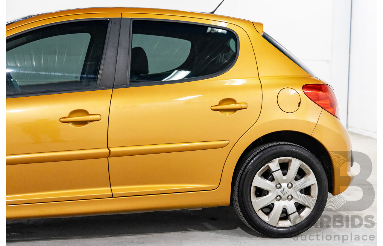2/2009 Peugeot 207 XT  5d Hatchback Orange Salamanque Metallic 1.6L
