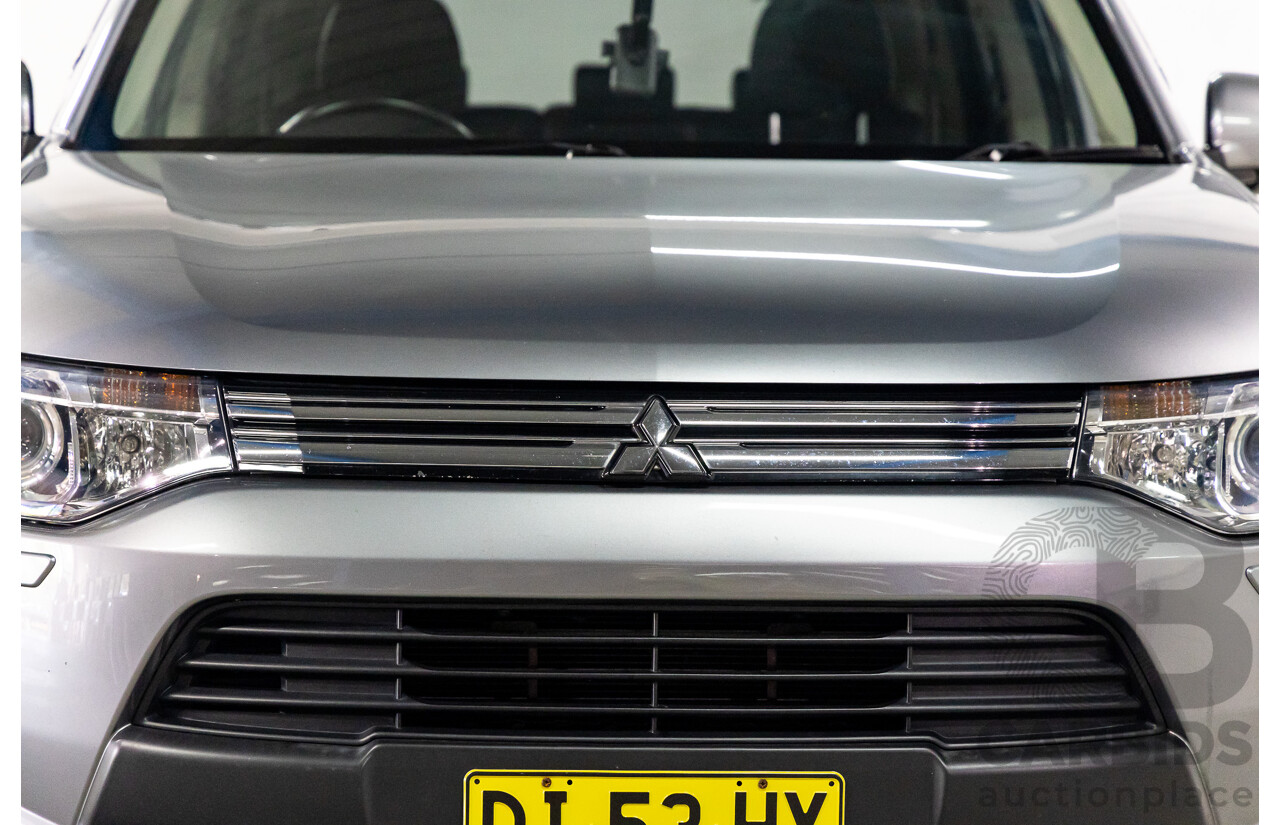 5/2014 Mitsubishi Outlander Aspire PHEV Hybrid ZJ MY14 4d Wagon Titanium Grey Metallic 2.0L/210kW Plug In Hybrid