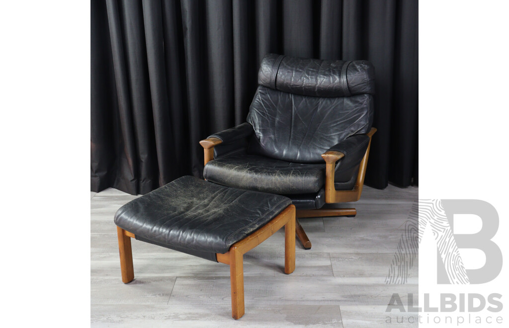 T21 Swivel Armchair by Fred Lowen for Tessa