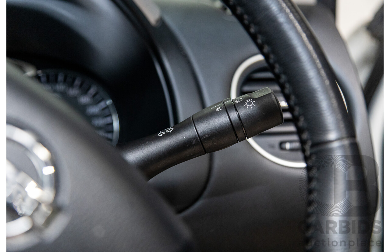 10/2014 Nissan Pathfinder ST-L R52 4d Wagon Ivory Pearl White V6 3.5L