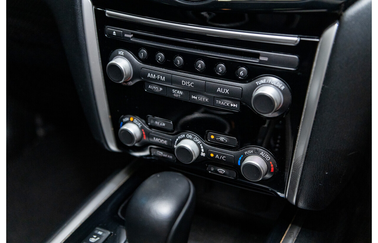 10/2014 Nissan Pathfinder ST-L R52 4d Wagon Ivory Pearl White V6 3.5L