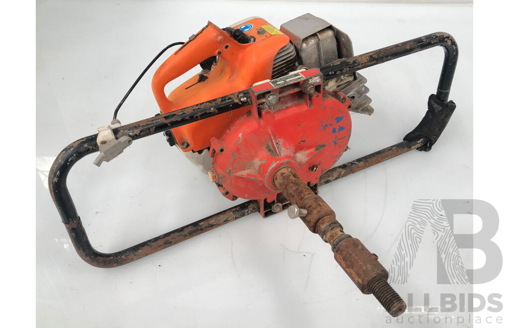 Stihl Two Stroke Petrol Powered Auger