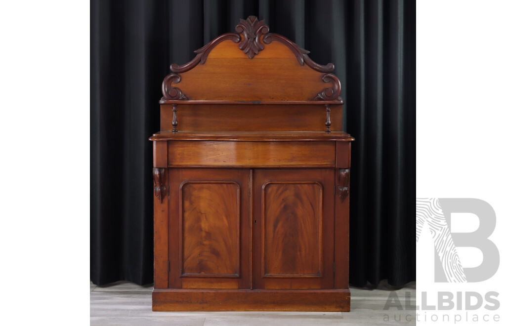 Victorian Cedar Single Drawer Chiffonier