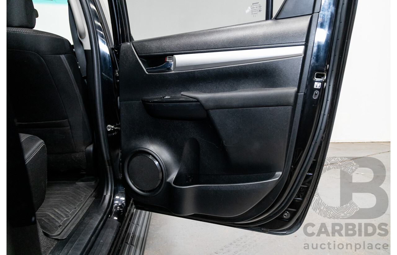 07/2017 Toyota Hilux SR5 (4x4) N80 GUN126R Dual Cab Eclipse Black Turbo Diesel 2.8L