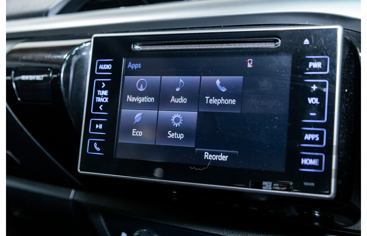 07/2017 Toyota Hilux SR5 (4x4) N80 GUN126R Dual Cab Eclipse Black Turbo Diesel 2.8L