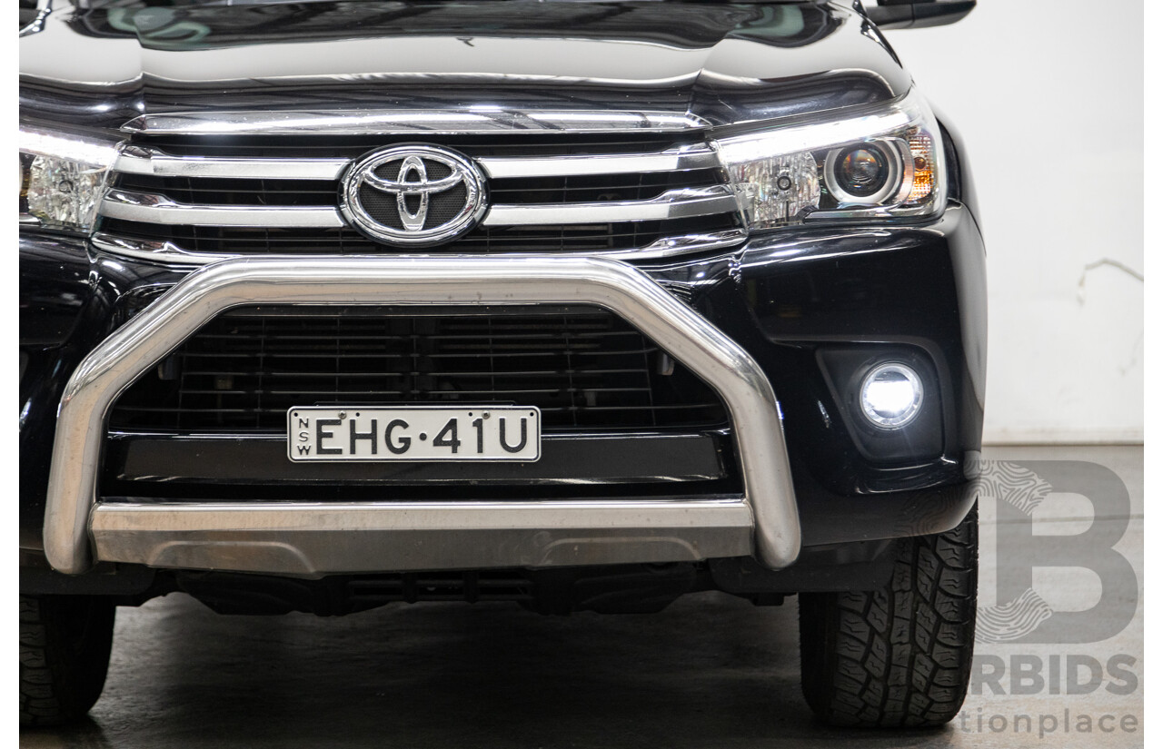 07/2017 Toyota Hilux SR5 (4x4) N80 GUN126R Dual Cab Eclipse Black Turbo Diesel 2.8L