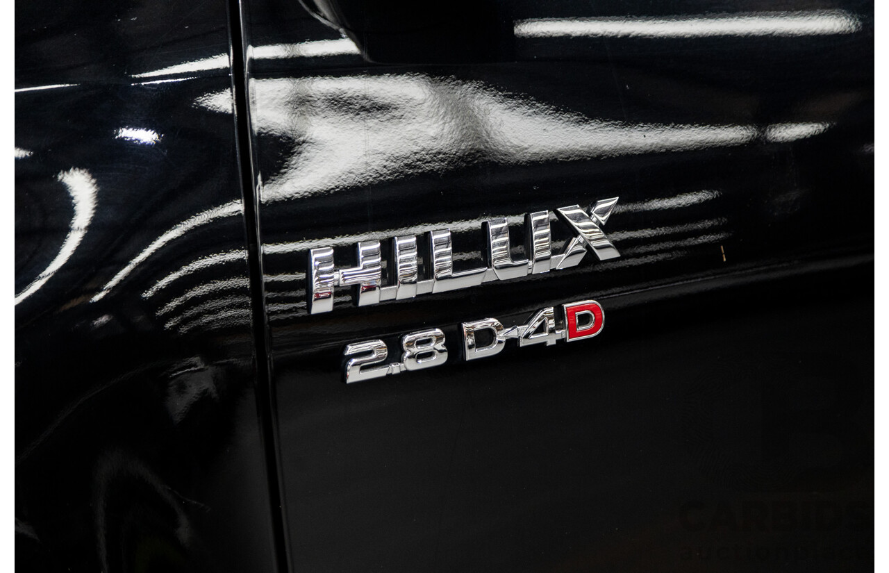 07/2017 Toyota Hilux SR5 (4x4) N80 GUN126R Dual Cab Eclipse Black Turbo Diesel 2.8L