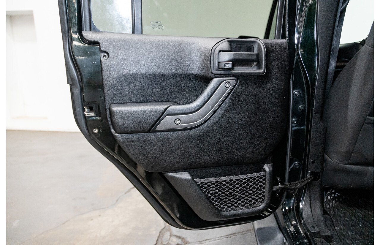 7/2012 Jeep Wrangler Unlimited Sport (4x4) JK MY13 4d Hardtop Dark Green 3.6L