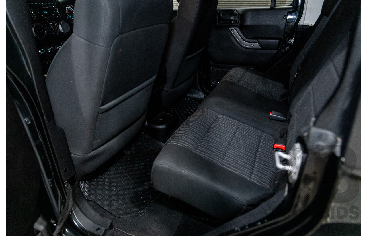 7/2012 Jeep Wrangler Unlimited Sport (4x4) JK MY13 4d Hardtop Dark Green 3.6L