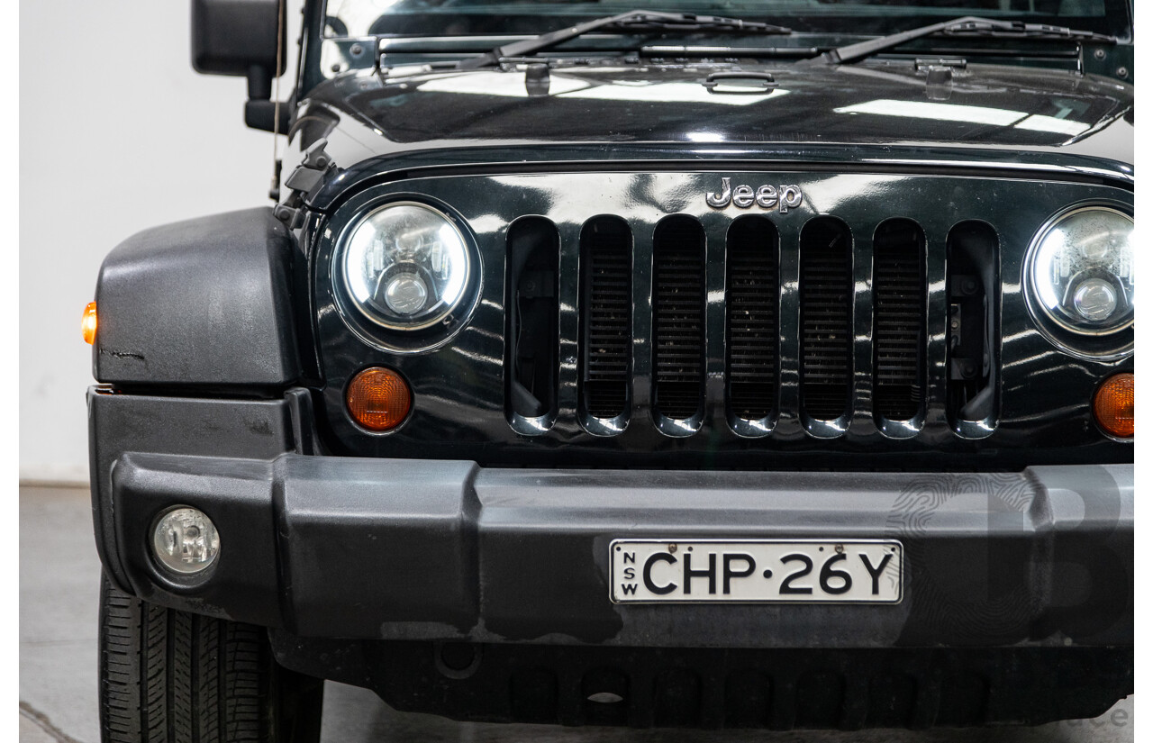 7/2012 Jeep Wrangler Unlimited Sport (4x4) JK MY13 4d Hardtop Dark Green 3.6L