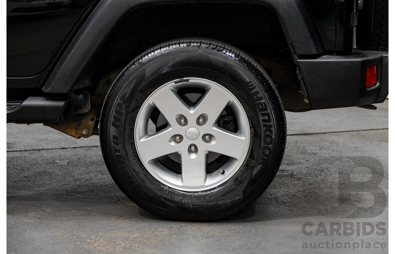 7/2012 Jeep Wrangler Unlimited Sport (4x4) JK MY13 4d Hardtop Dark Green 3.6L