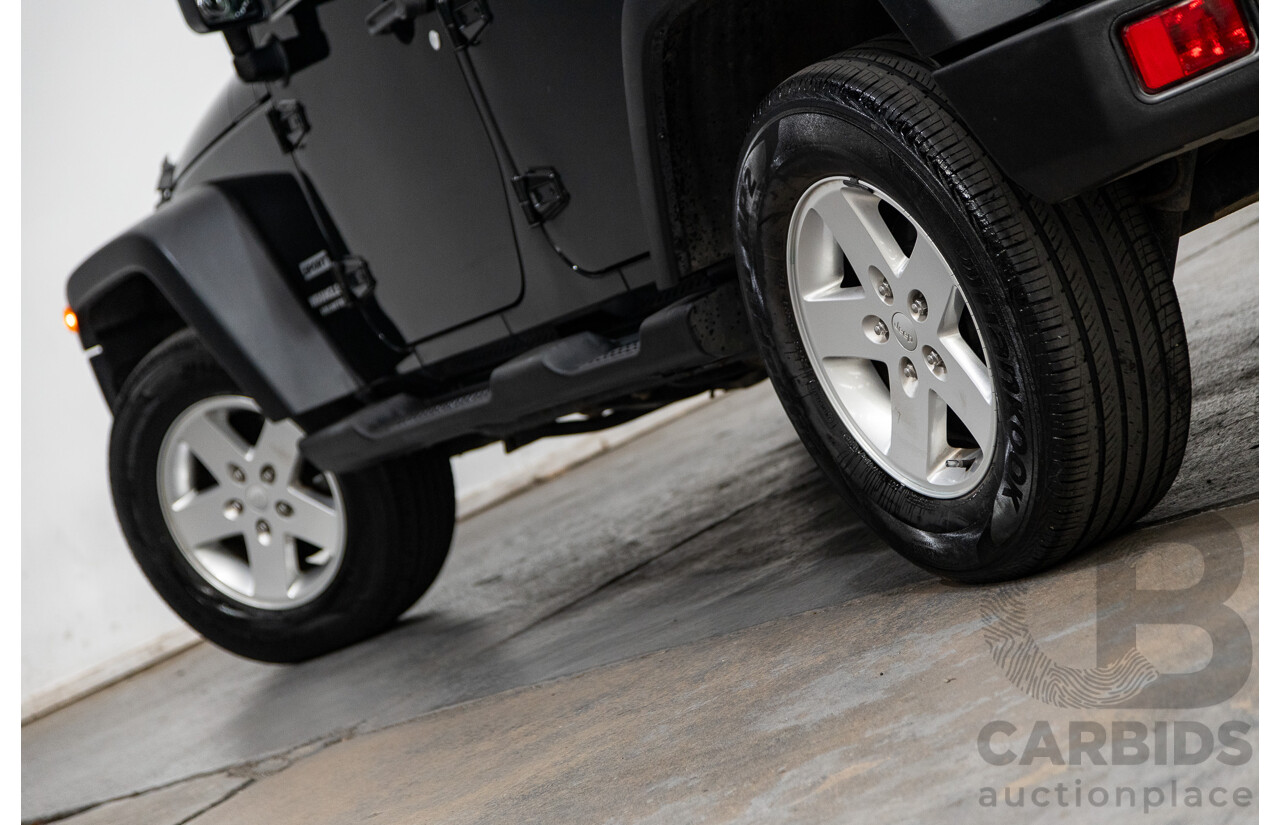 7/2012 Jeep Wrangler Unlimited Sport (4x4) JK MY13 4d Hardtop Dark Green 3.6L