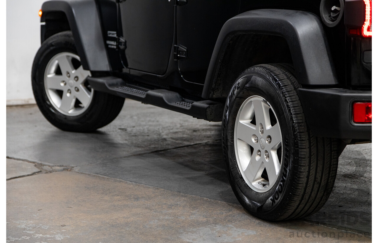 7/2012 Jeep Wrangler Unlimited Sport (4x4) JK MY13 4d Hardtop Dark Green 3.6L