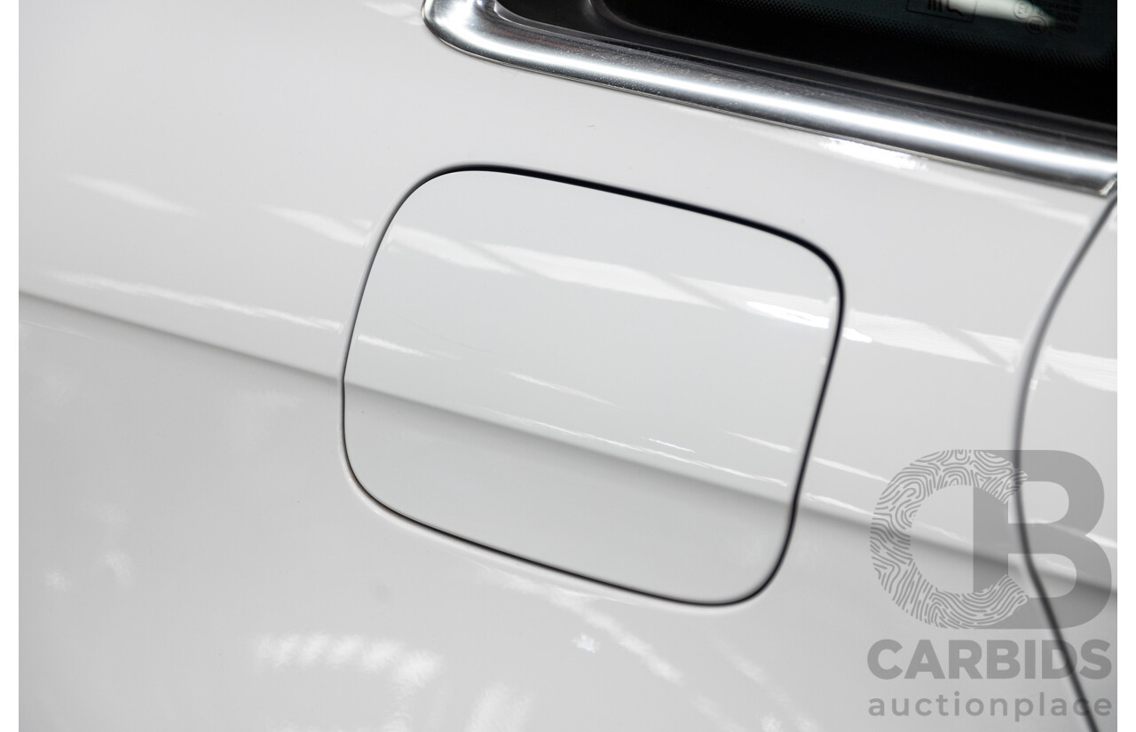 12/2015 Audi A4 2.0 TFSI S-Line Quattro (AWD) B8 (8K) 4d Sedan Ibis White 2.0L Turbo