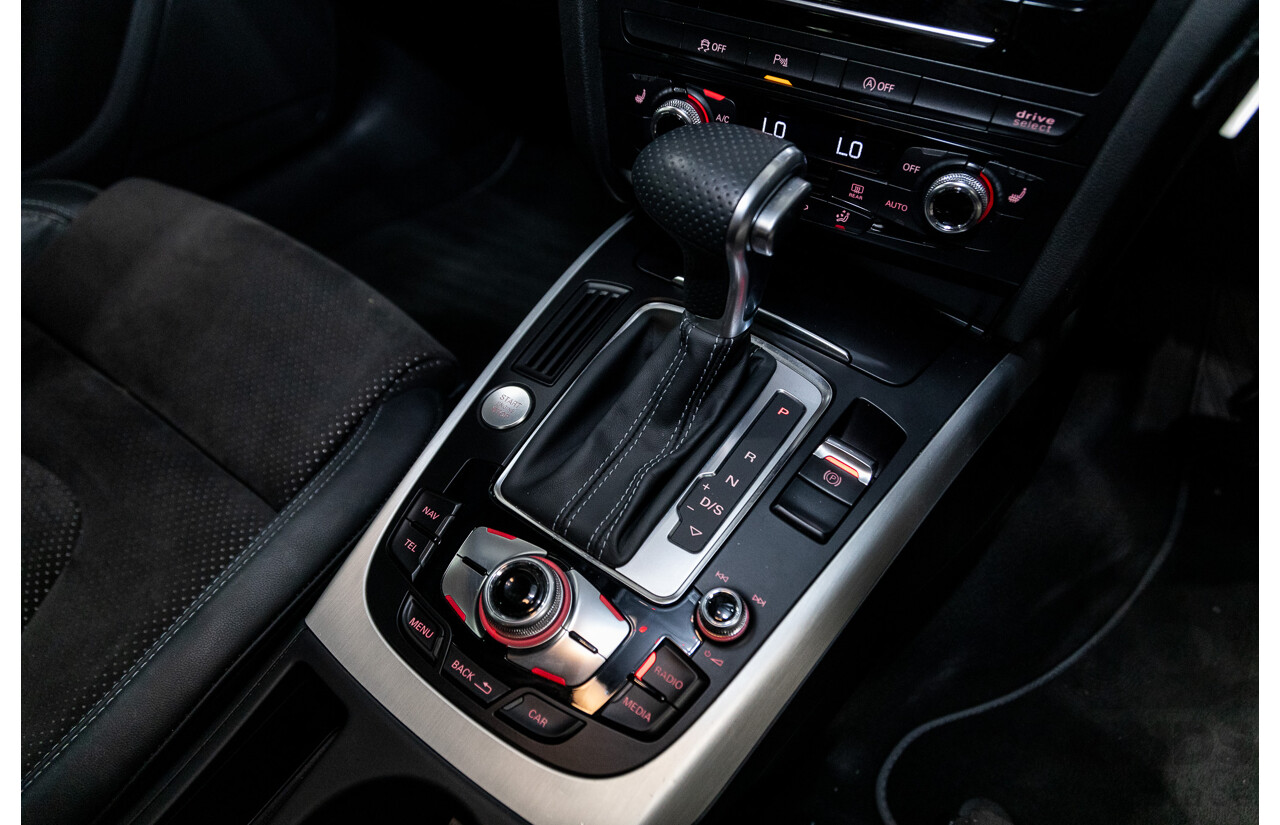 12/2015 Audi A4 2.0 TFSI S-Line Quattro (AWD) B8 (8K) 4d Sedan Ibis White 2.0L Turbo