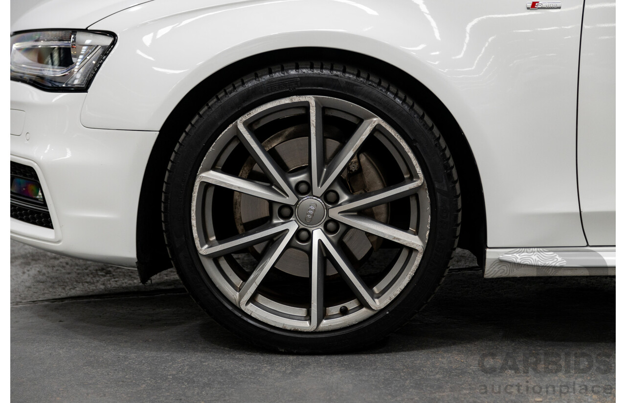 12/2015 Audi A4 2.0 TFSI S-Line Quattro (AWD) B8 (8K) 4d Sedan Ibis White 2.0L Turbo