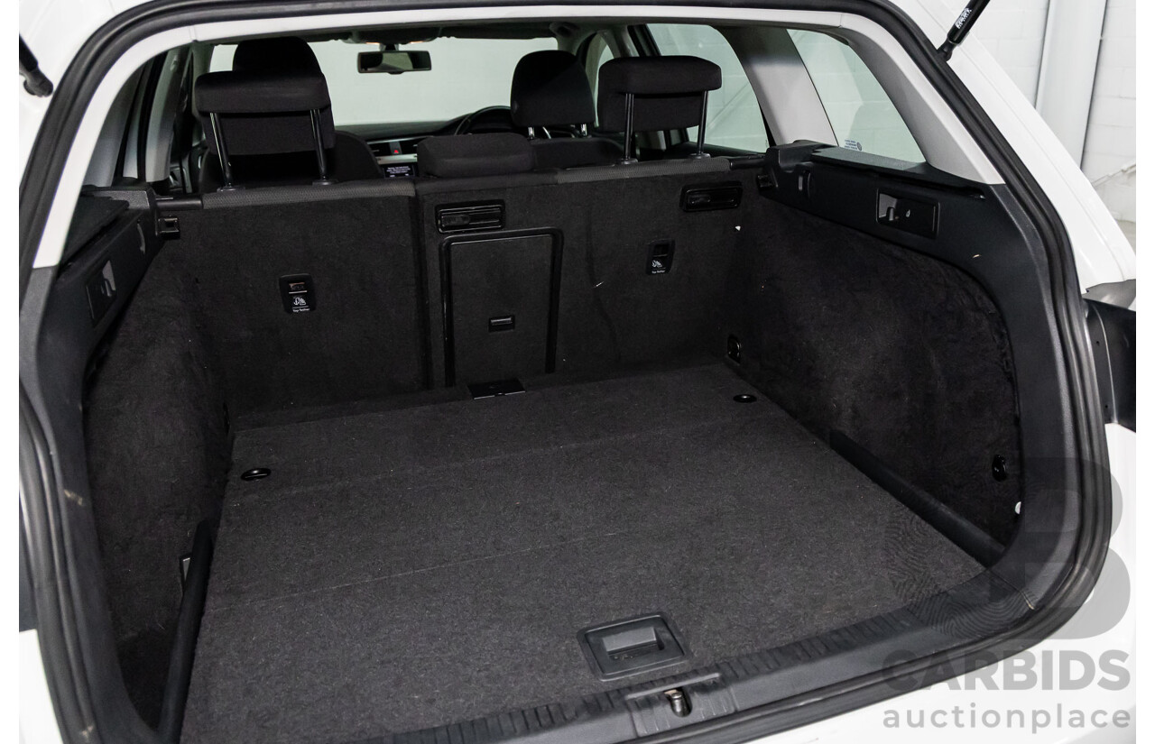 7/2014 Volkswagen Golf 90 TSI Comfortline AU MY14 4d Wagon Pure White Turbo 1.4L